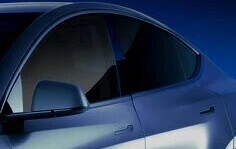 coche negro con película de ventana 3M escura