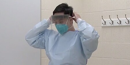 Donning and Doffing Healthcare PPE with 3M™ Filtering Facepiece Respirators
